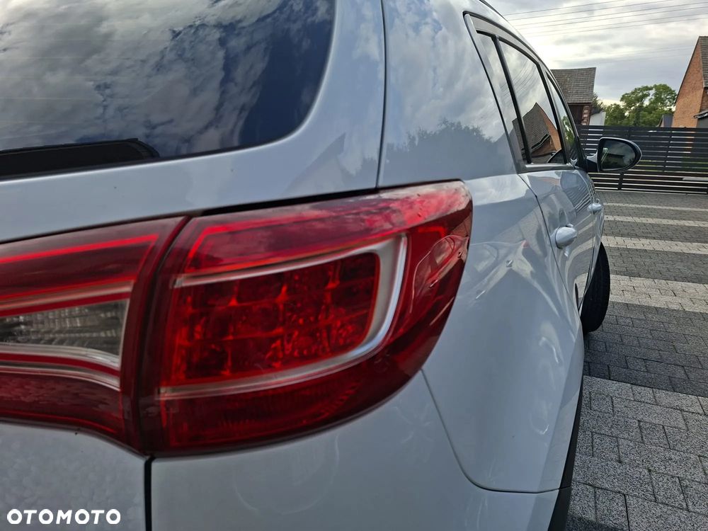 Kia Sportage 1.6 GDI L 2WD - 9