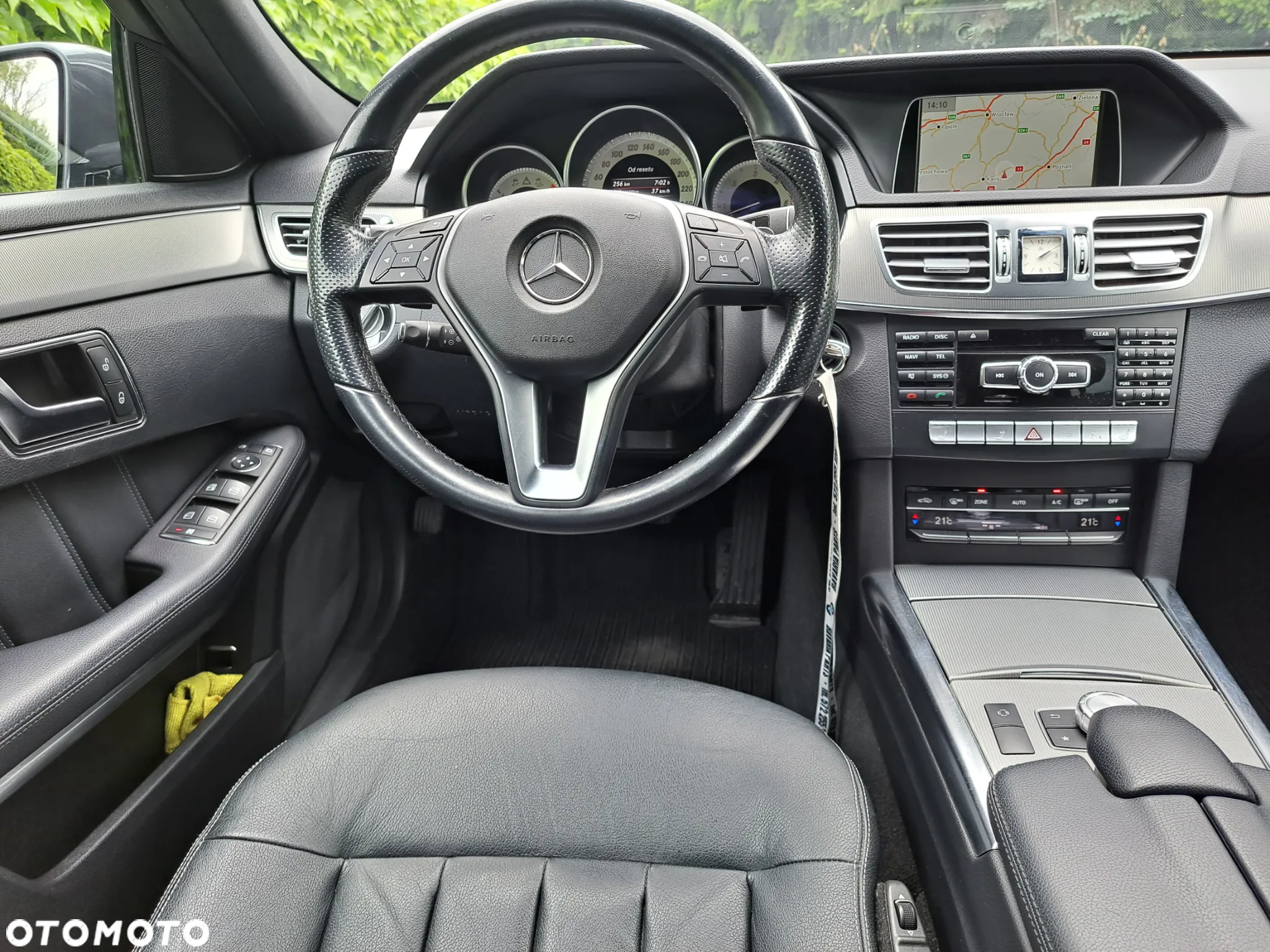 Mercedes-Benz Klasa E 350 T BlueTEC 7G-TRONIC Avantgarde - 28