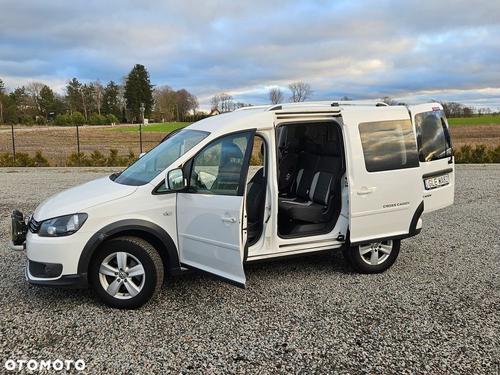 Volkswagen Caddy Cross Trendline 4Motion DSG - 1