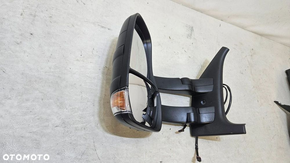 LUSTERKO LEWE DŁUGIE IVECO DAILY 8PIN 2014 - 11