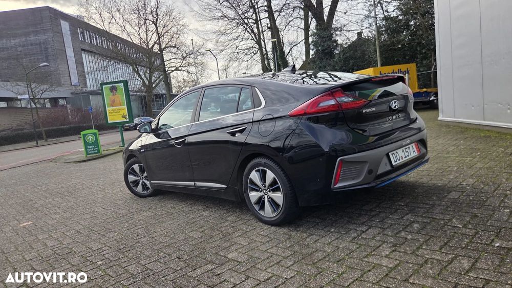 Hyundai IONIQ 1.6 141CP Exclusive - 3