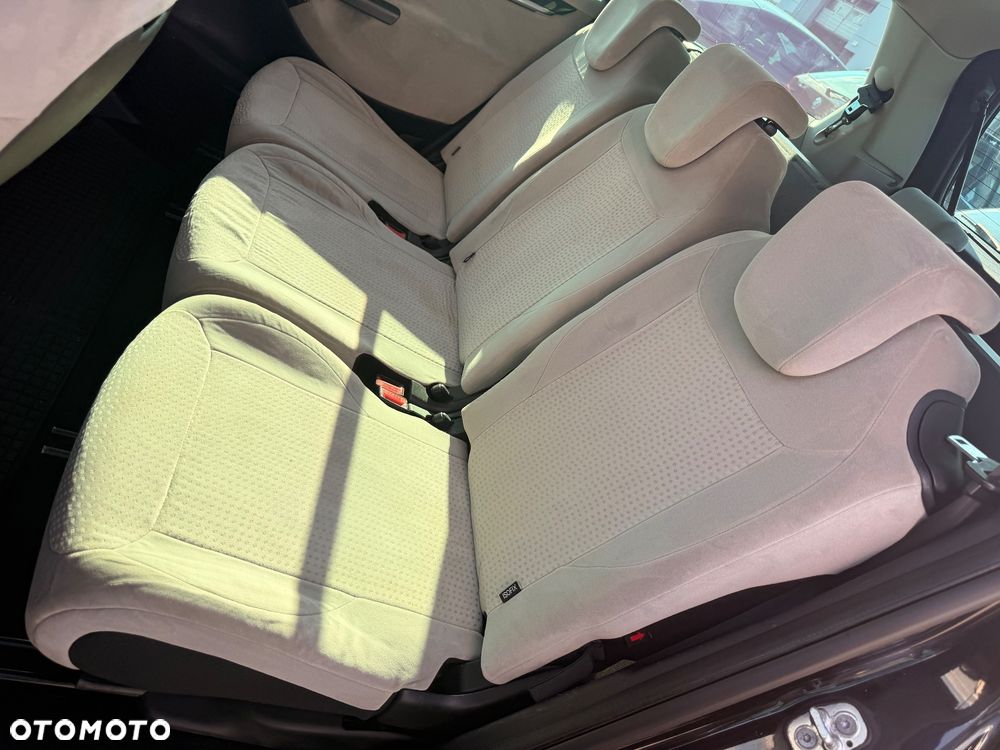 Citroën C4 Picasso - 17