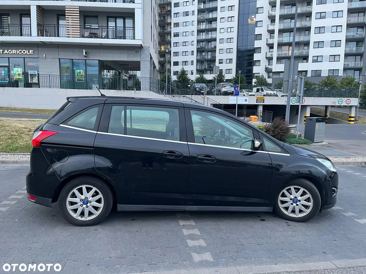 Ford C-MAX 2.0 TDCi Titanium - 3