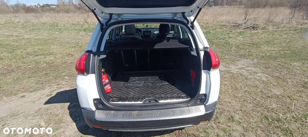 Peugeot 2008 e-HDi FAP 92 STOP & START Allure - 8