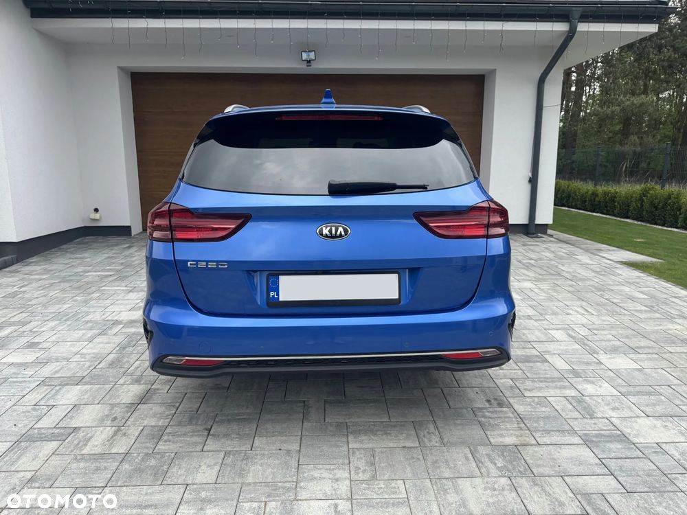 Kia Ceed 1.5 T-GDI MHEV L Business Line DCT - 16
