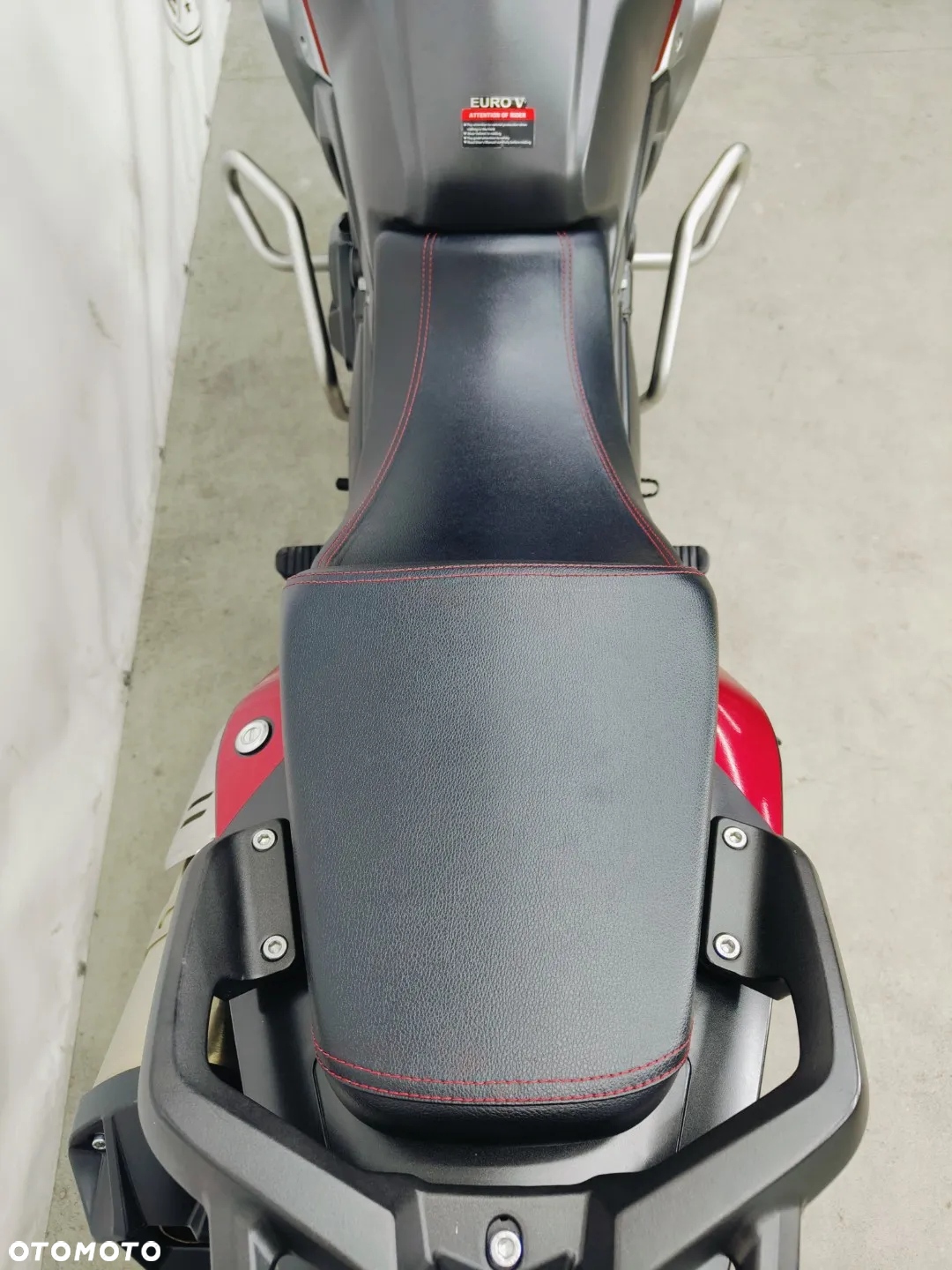 VOGE 650DSX - 12