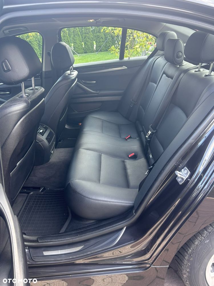 BMW Seria 5 520d - 11