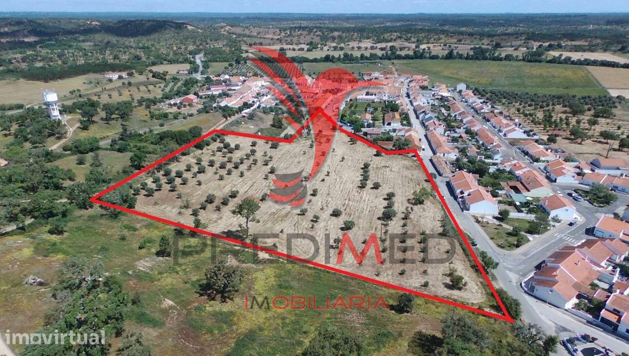 Terreno urbano e Lote em São Domingos - Grande imagem: 2/16