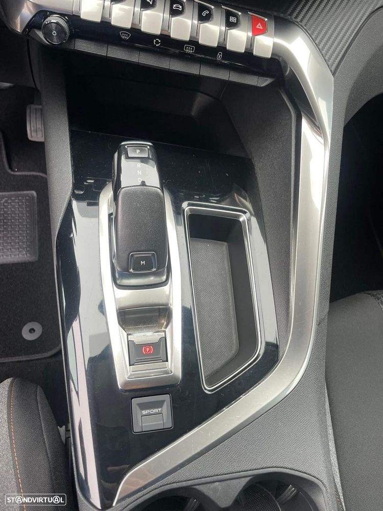 Peugeot 3008 BlueHDi 130 Stop & Start EAT8 Active - 10