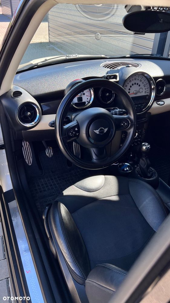 MINI Cooper S - 17