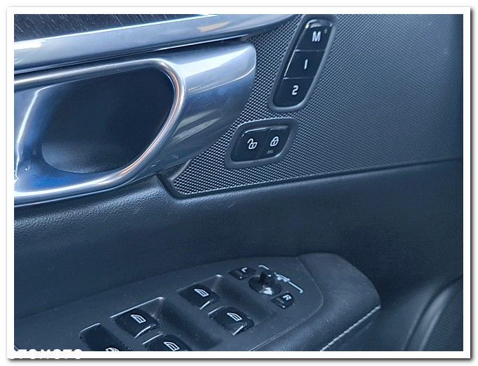 Volvo V90 Cross Country - 35