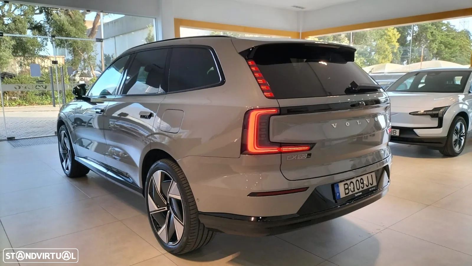 Volvo EX90 111 kWh Twin Motor Ultra - 12