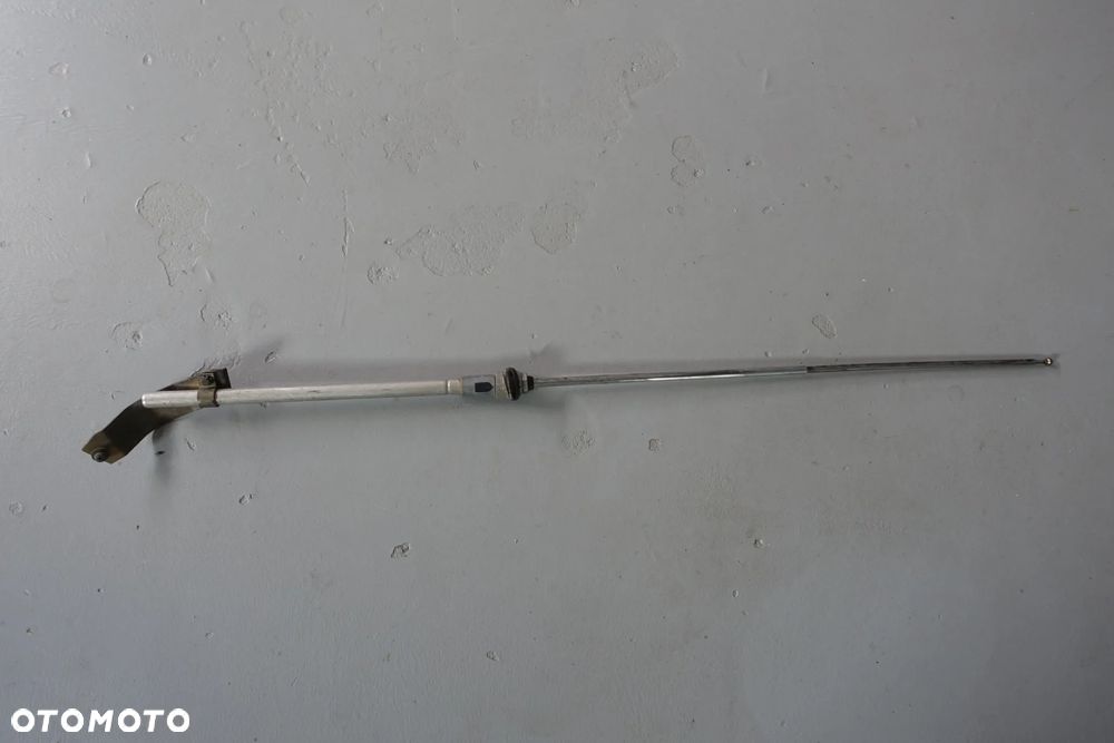 ANTENA MERCEDES 123 COUPE 77r. BECZKA MANUALNA - 1
