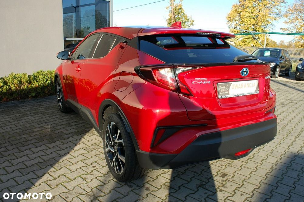 Toyota C-HR - 11