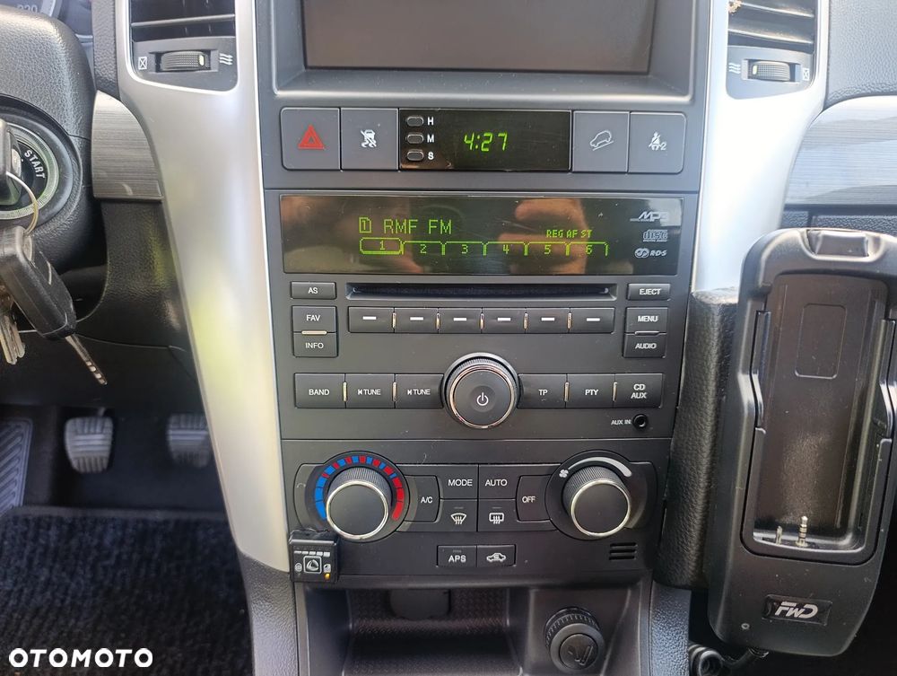 Chevrolet Captiva - 23