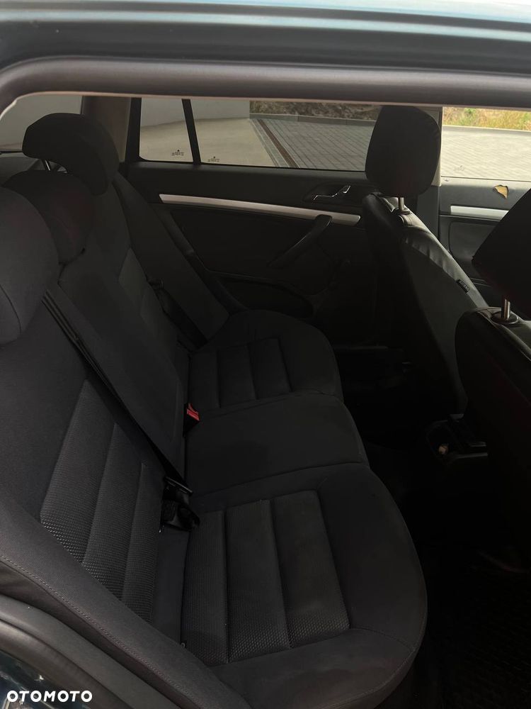Skoda Octavia 1.6 FSI Classic - 11
