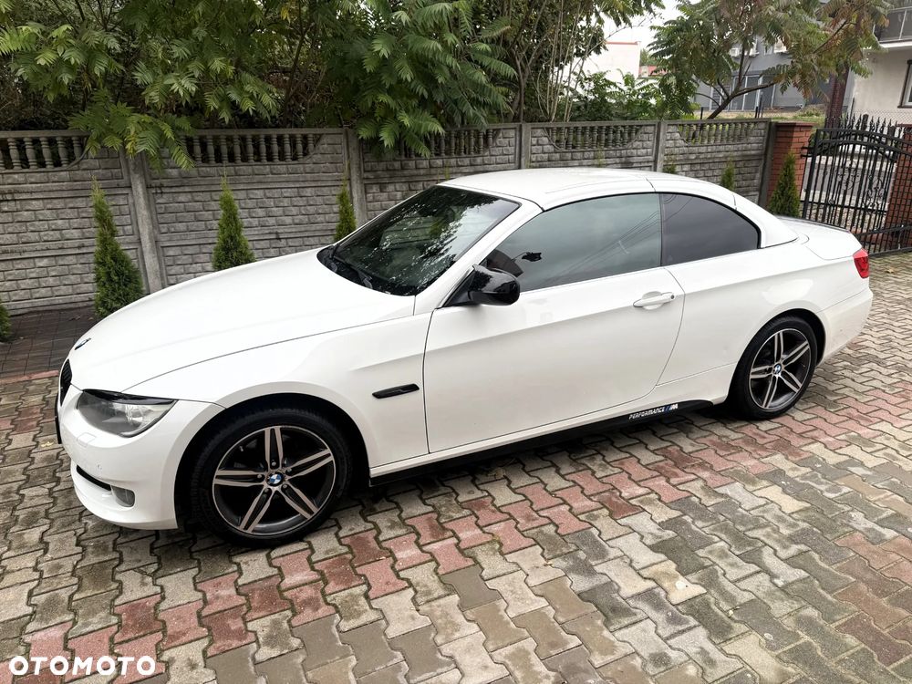BMW Seria 3 320i Cabrio - 3