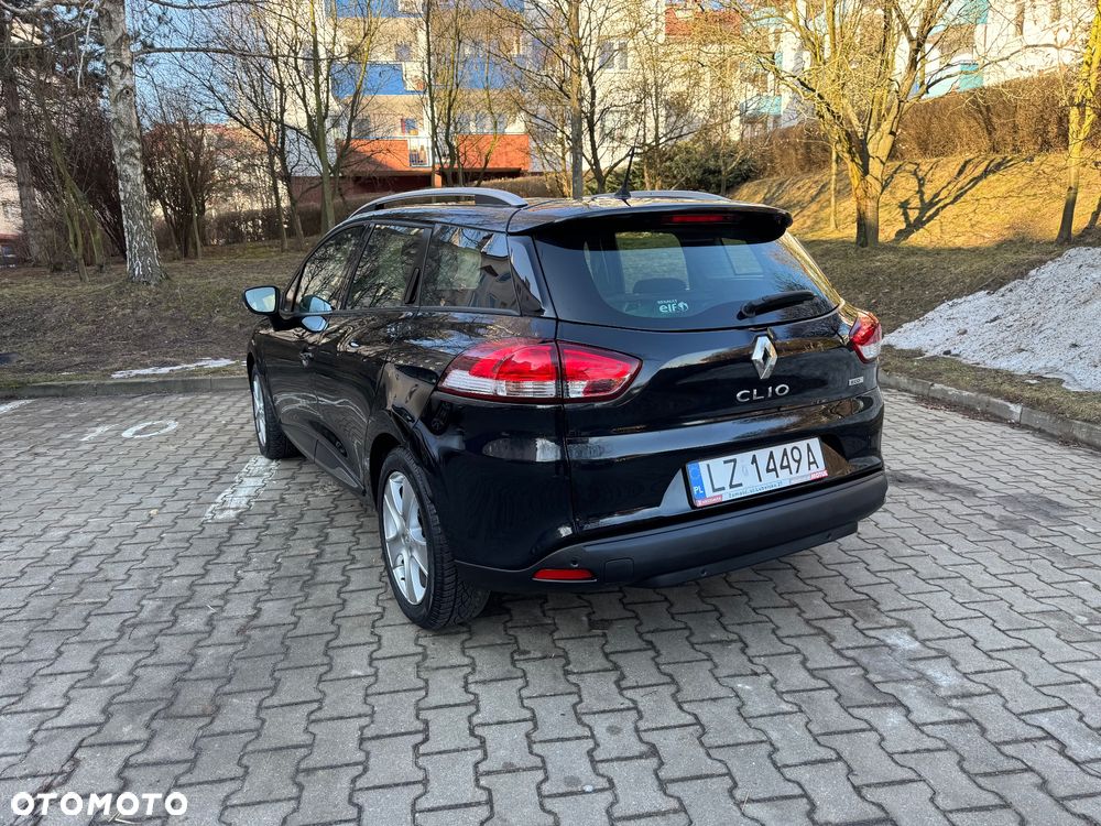 Renault Clio - 8