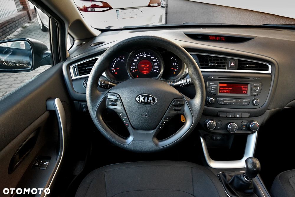 Kia Ceed 1.6 GDI Edition 7 - 13