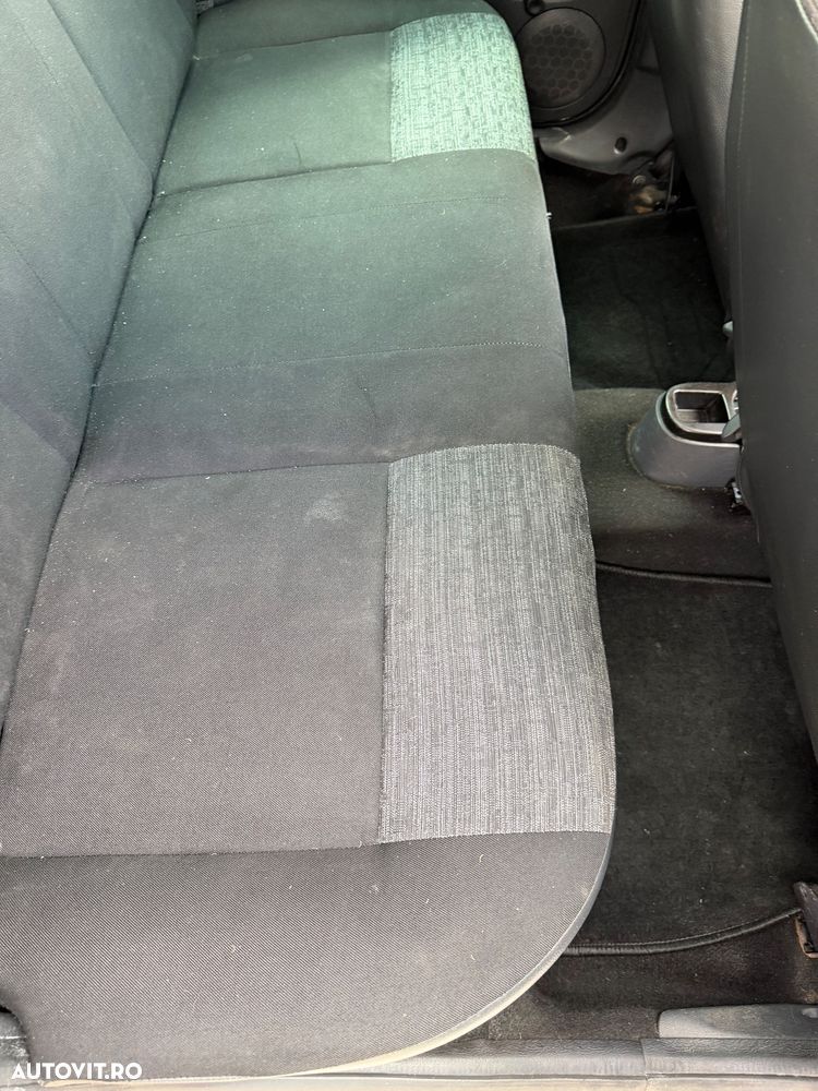 Dacia Duster 1.6 4x4 Prestige - 14