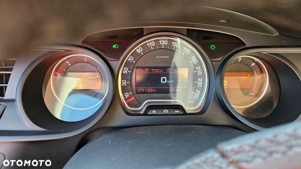 Citroën C5 HDi 135 Automatik Exclusive - 13