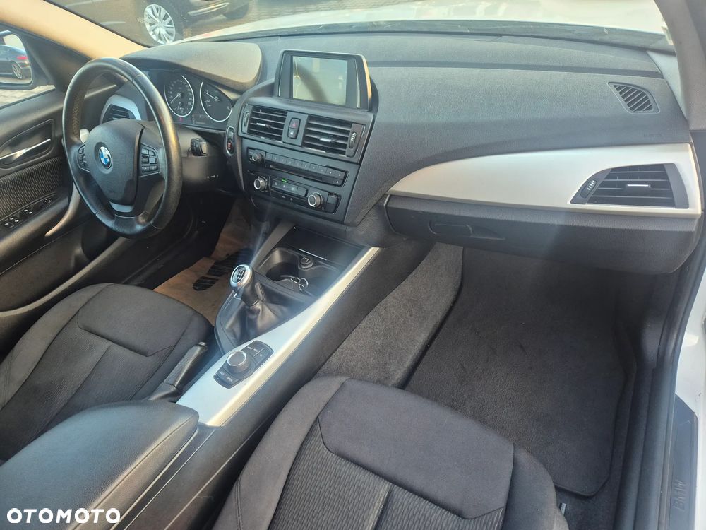BMW Seria 1 118d DPF Edition Lifestyle - 9