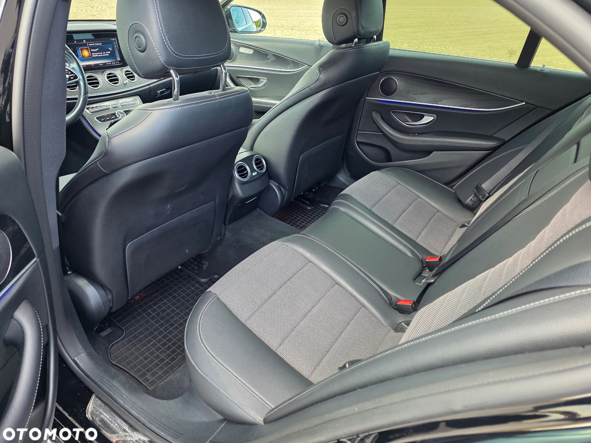Mercedes-Benz Klasa E 220 d 4-Matic 9G-TRONIC - 5
