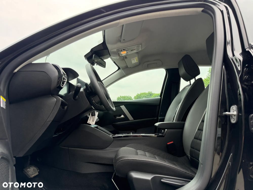 Citroën C4 1.2 PureTech Plus S&S EAT8 - 11