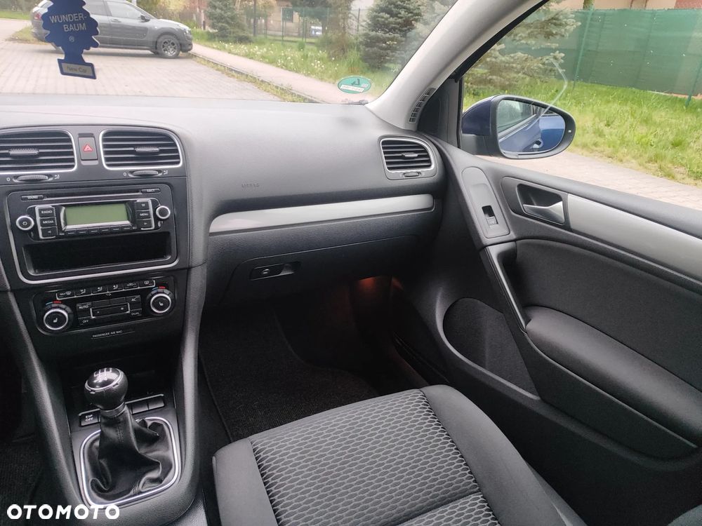 Volkswagen Golf 1.6 Edition - 31