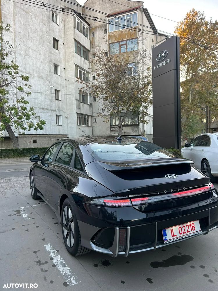 Hyundai IONIQ 6 77,4 kWh 4WD First Edition - 8