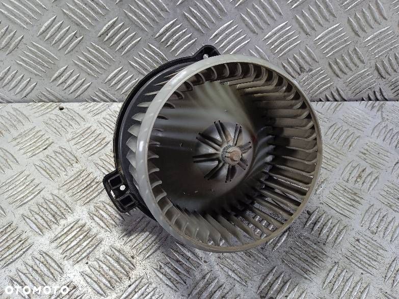 WENTYLATOR DMUCHAWA NAWIEWU TOYOTA COROLLA E12 - 2