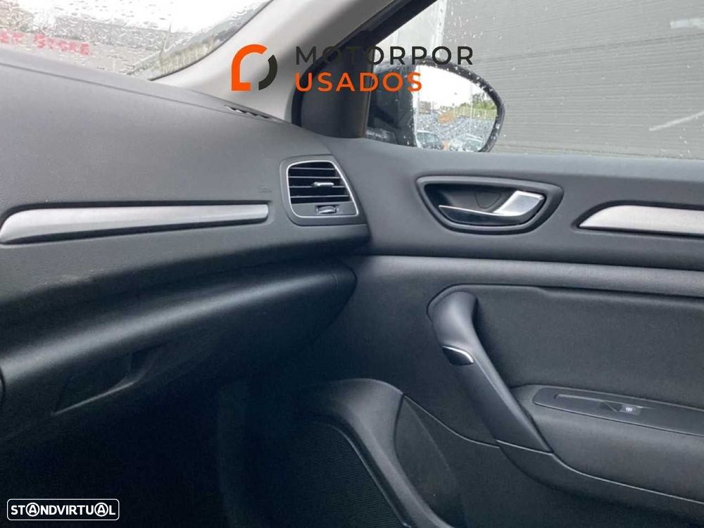 Renault Mégane Sport Tourer 1.5 Blue dCi Equilibre EDC - 18