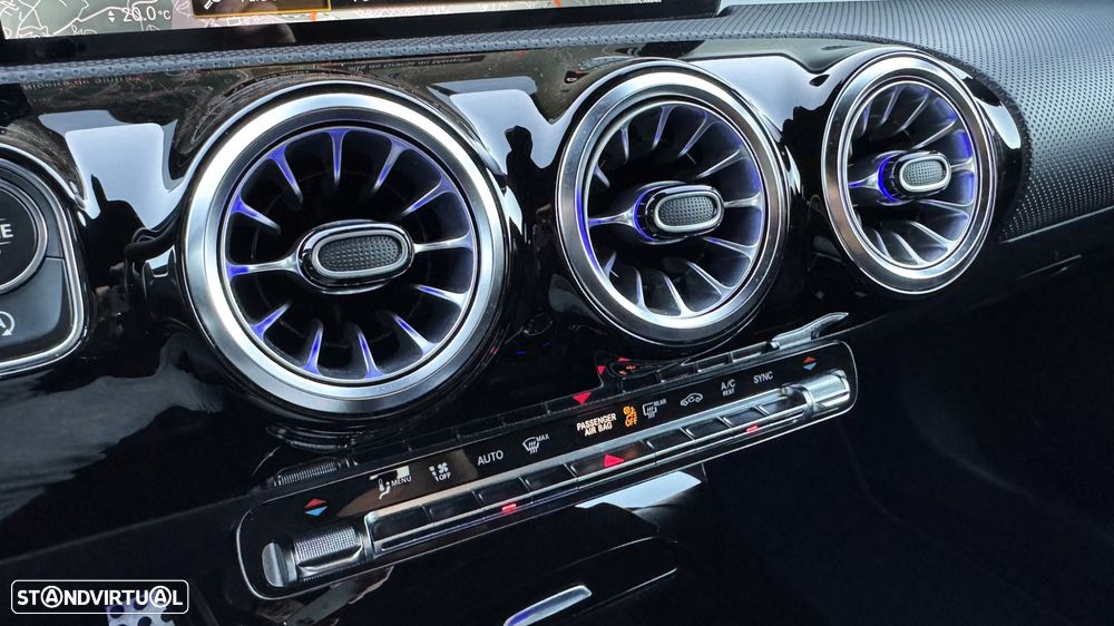 Mercedes-Benz CLA 200 d Shooting Brake 8G-DCT AMG Line - 31