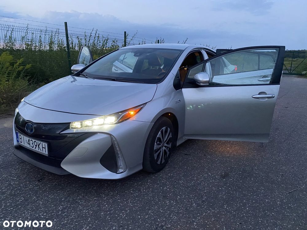 Toyota Prius Plug-in 1.8 Hybrid Prestige - 1