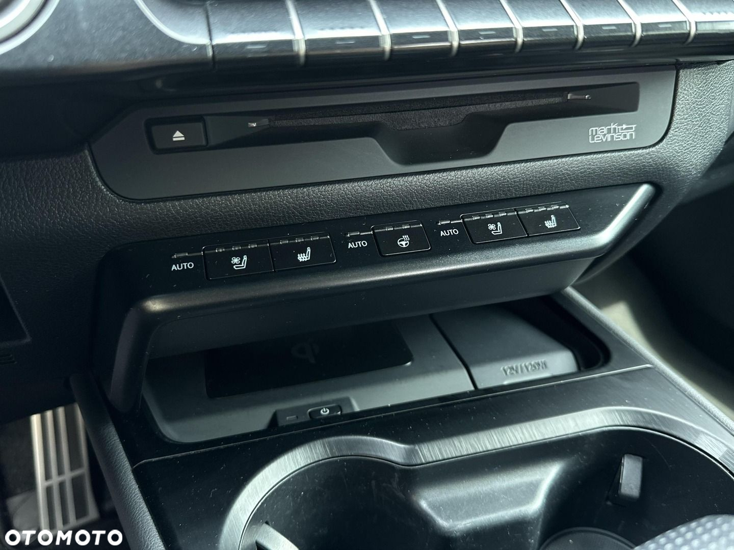 Lexus UX 200 F Sport 2WD - 18
