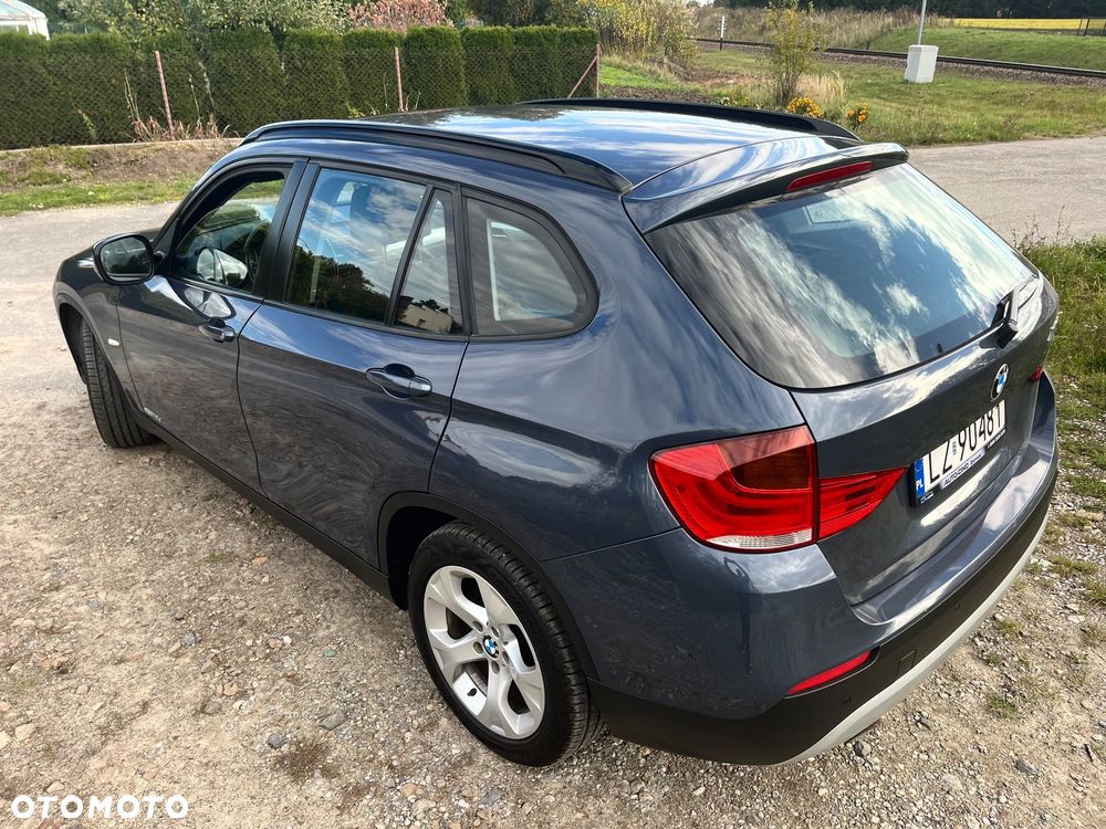 BMW X1 2011