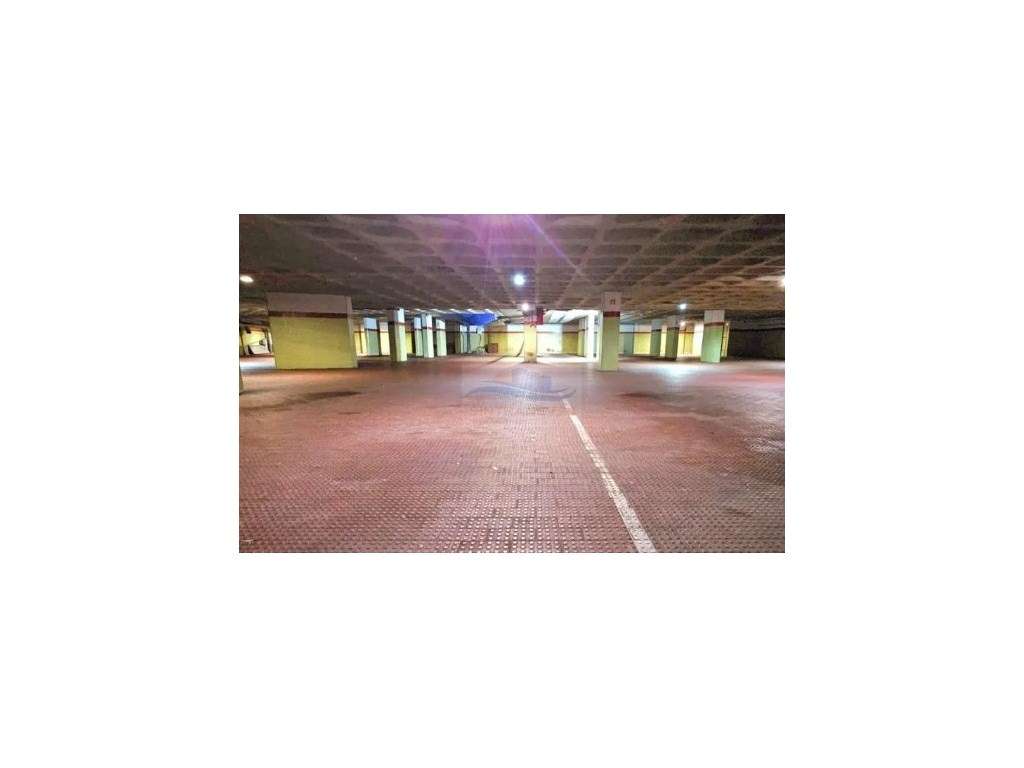 Garagem Amadora venda ou Possibilidade de Arrendamento Excelente In... - Grande imagem: 3/7