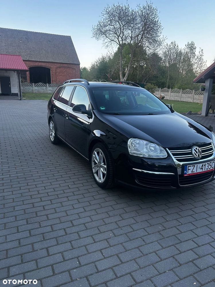 Volkswagen Golf - 3