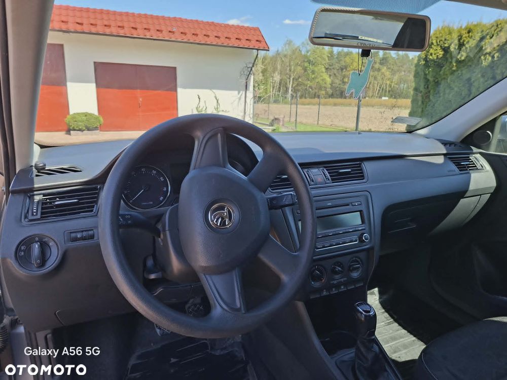 Skoda RAPID 1.2 TSI Ambition - 6