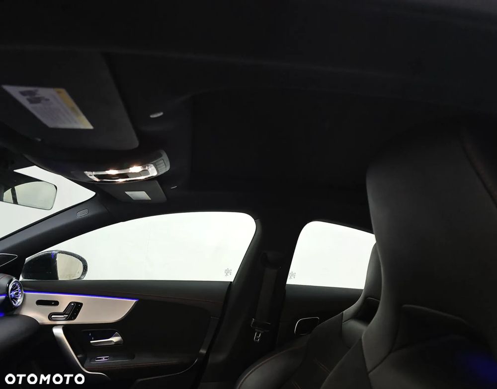 Mercedes-Benz CLA 250 4-Matic 7G-DCT - 10