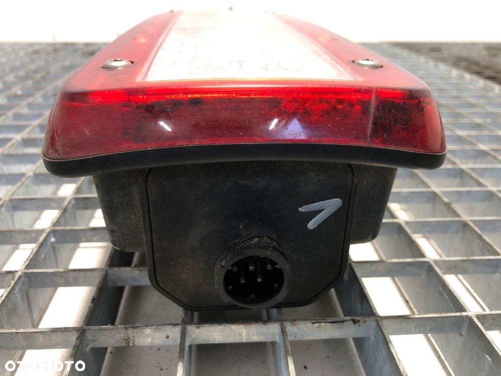 LAMPA LEWY TYŁ  VOLVO FH II 2012 - 2022 500 368 kW [500 KM] 10x4/6 2017 84195505 - 7