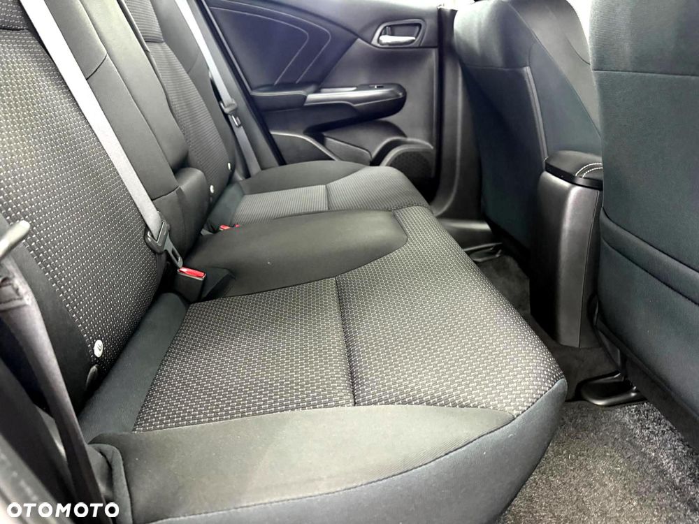Honda Civic 1.8 i-VTEC Sport Black Edition - 28