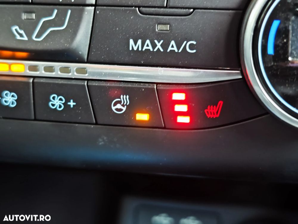 Ford Focus 1.0 EcoBoost Trend - 23