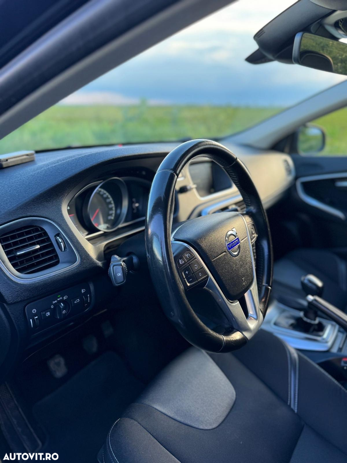 Volvo V40 D2 Summum - 7