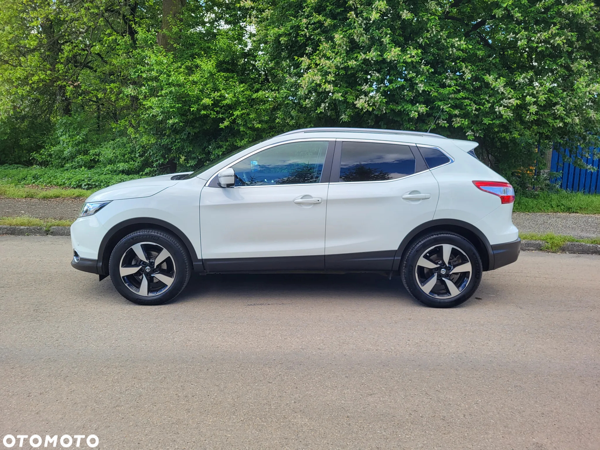 Nissan Qashqai 1.6 DIG-T N-Vision - 2