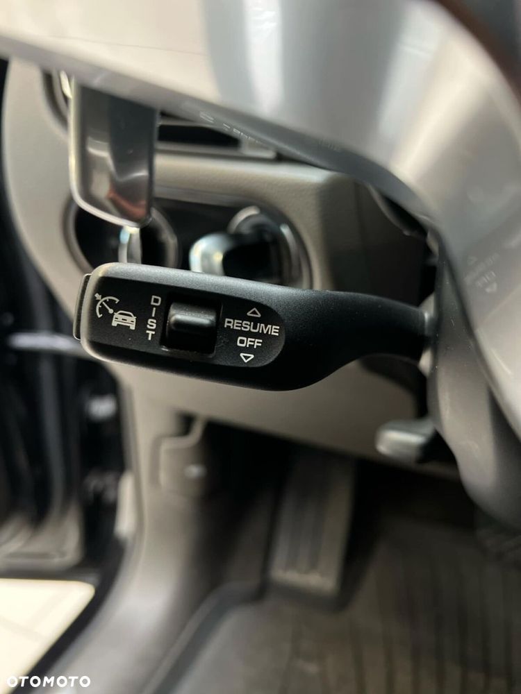 Porsche Macan - 18