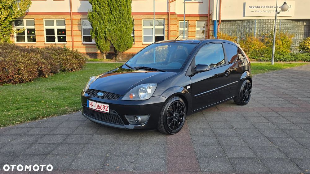 Ford Fiesta - 36