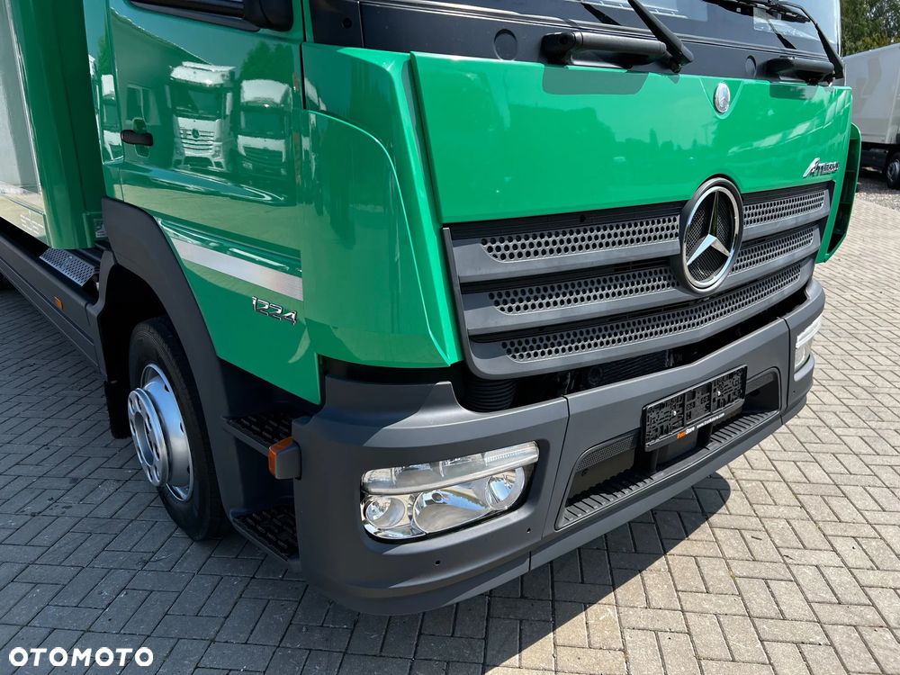 Mercedes-Benz ATEGO - 17