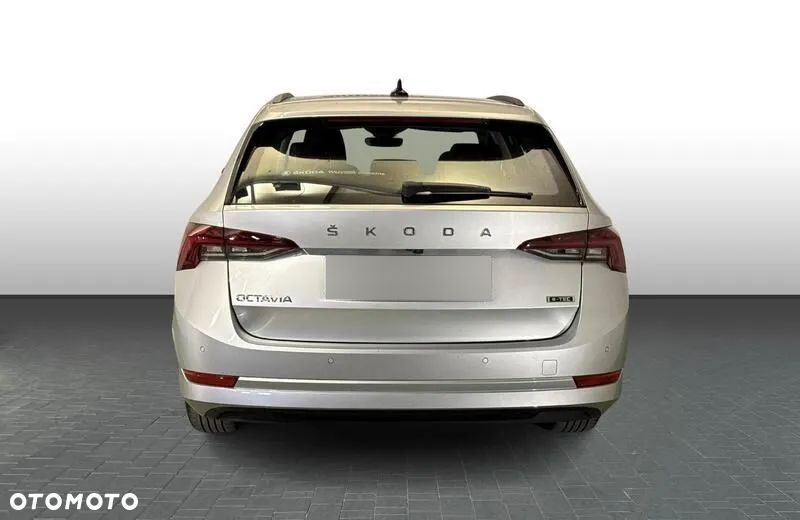 Skoda Octavia - 3