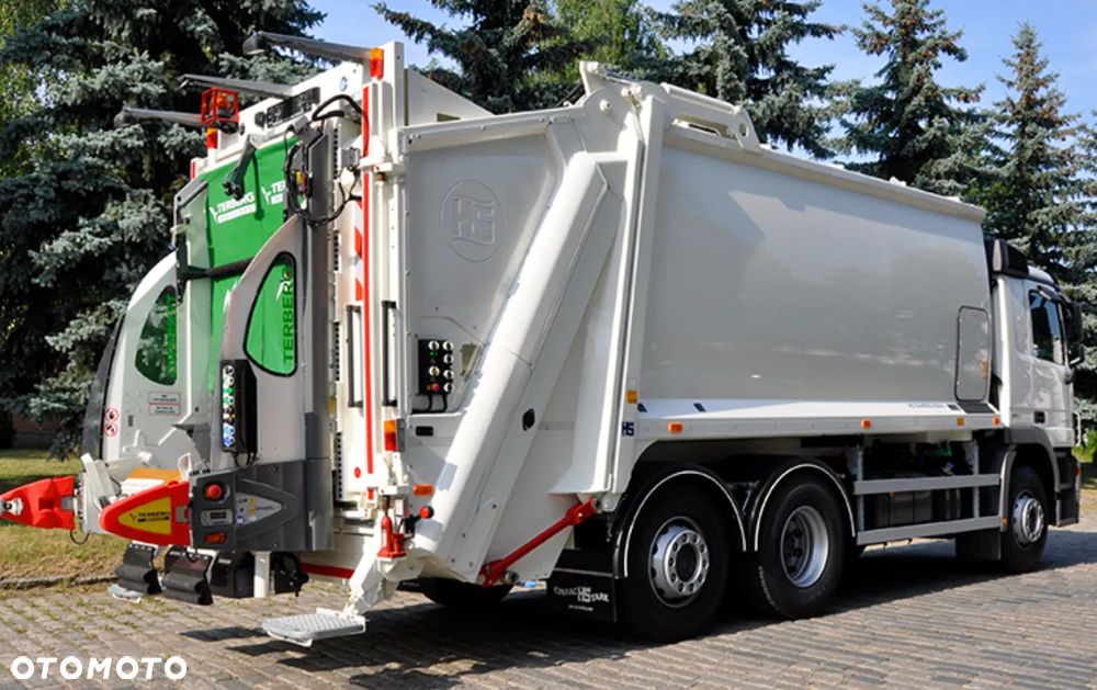 Iveco Stralis 360 euro 6 Olympus - 4